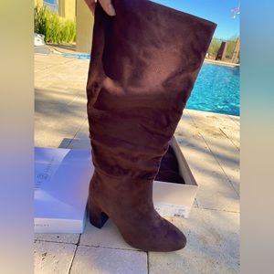 New faux suede chocolate brown mid calf sz 8 boot Chinese laundry